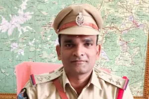 తుఫాన్ నేపథ్యంలో ప్రజలు అప్రమత్తంగా ఉండాలి :జీకే వీధి ఎస్సై సురేష్ హెచ్చరిక