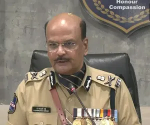 పోలీసులు సివిల్ వివాదాల్లో తలదూర్చొద్దు: డీజీపీ శివధర్ రెడ్డి